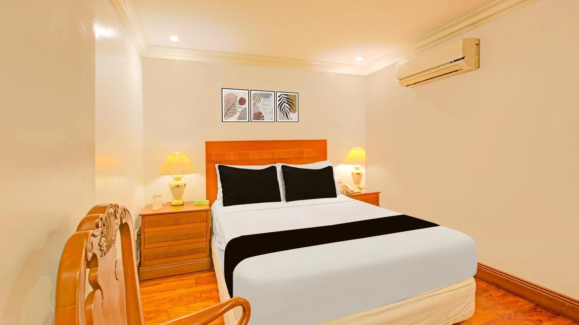 Collection O Vip Suites, Near Pnr Pasay Evangelista, Makati Manila Makati City Hotel