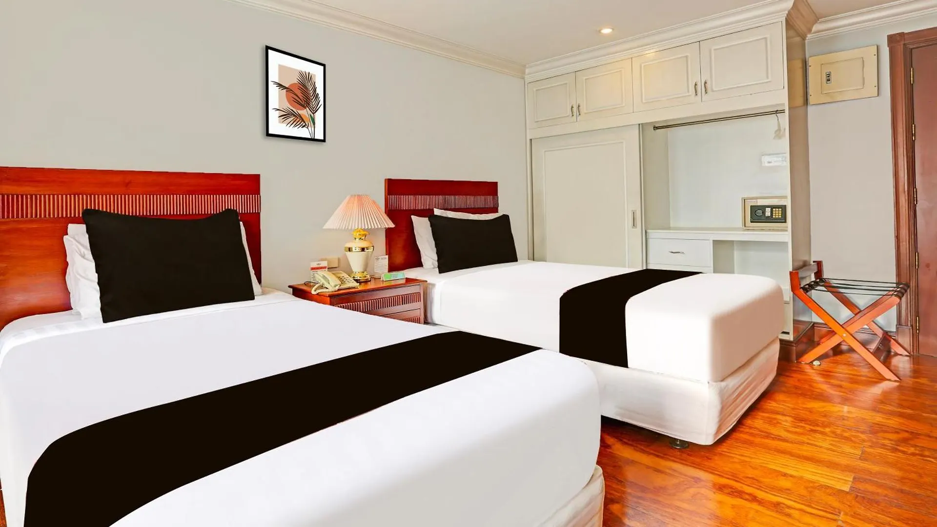Collection O Vip Suites, Near Pnr Pasay Evangelista, Makati Manila Makati City Hotel