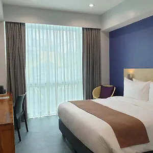 Otel Leez Makati